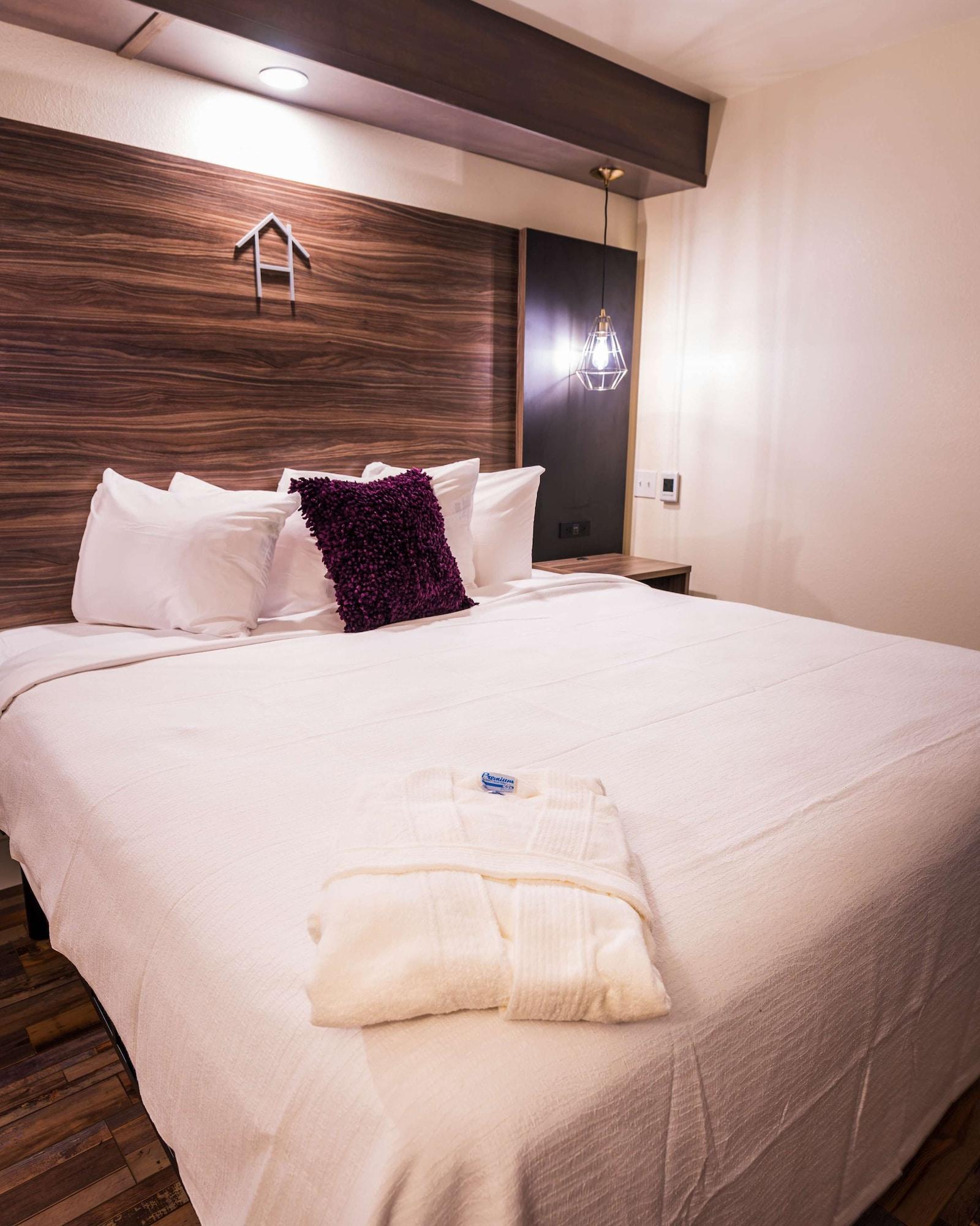 Hotel On Monroe ロチェスター エクステリア 写真