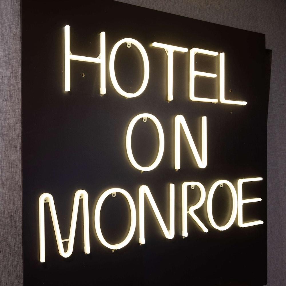 Hotel On Monroe ロチェスター エクステリア 写真